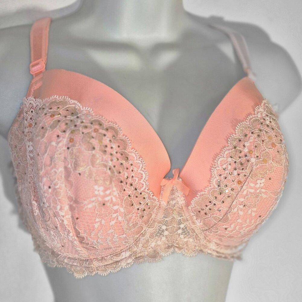 Victoria's Secret studded lace Bra, tangerine in size 42D